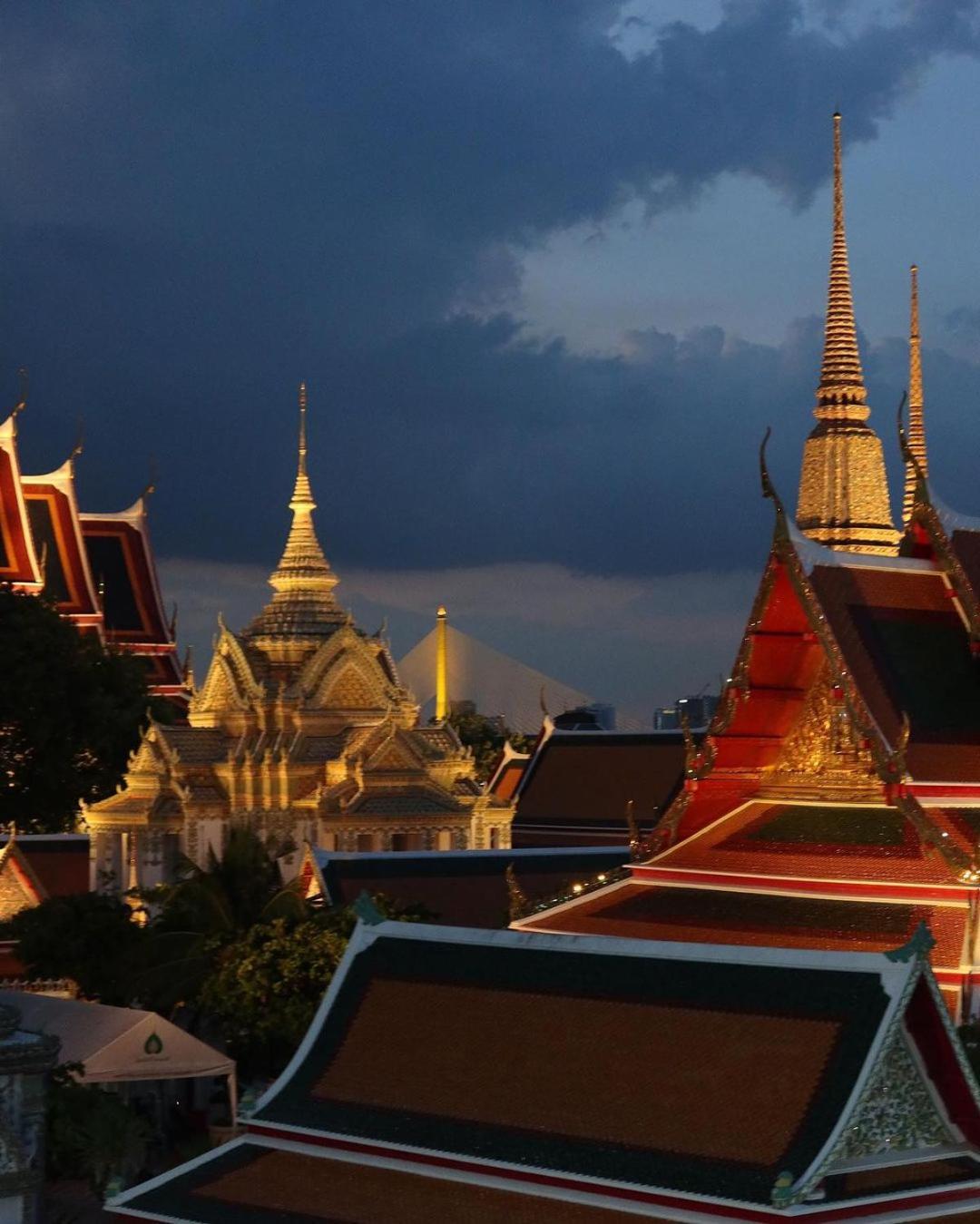 Hotel Chetuphon Gate Bangkok Exterior foto